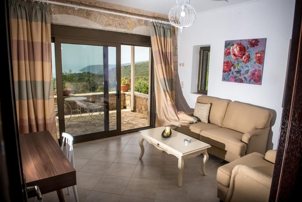 קרדמילי Magnificent, Authentic Private Villa And The Guest House מראה חיצוני תמונה