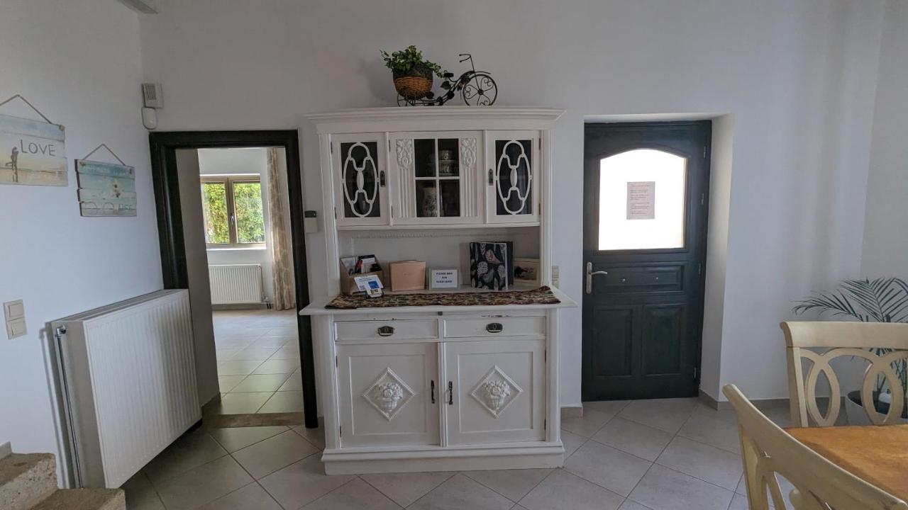 קרדמילי Magnificent, Authentic Private Villa And The Guest House מראה חיצוני תמונה
