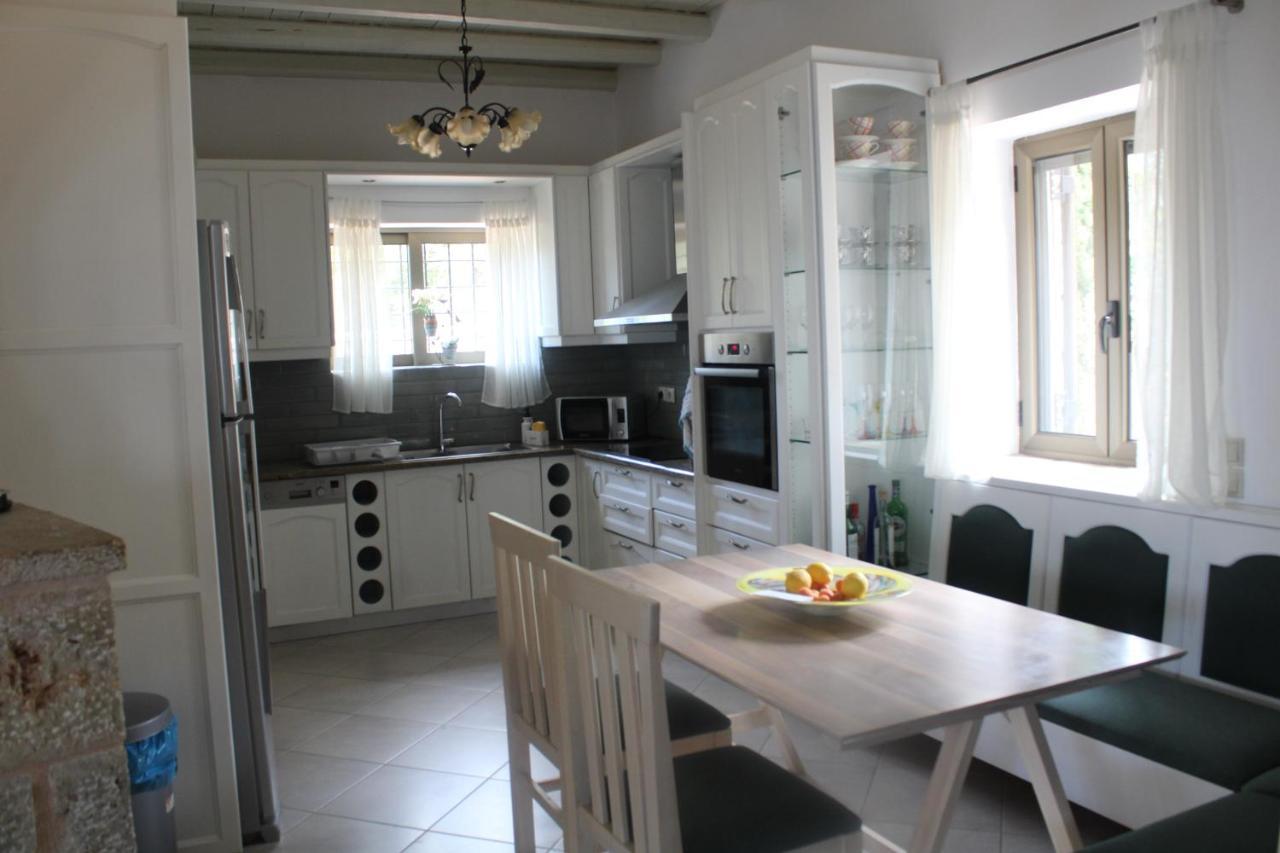 קרדמילי Magnificent, Authentic Private Villa And The Guest House מראה חיצוני תמונה