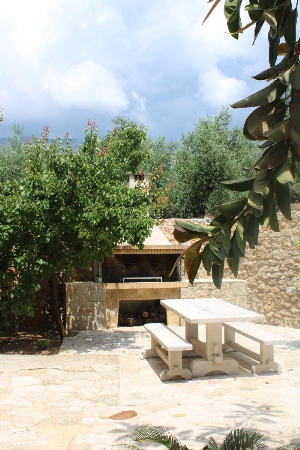 קרדמילי Magnificent, Authentic Private Villa And The Guest House מראה חיצוני תמונה